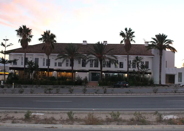  Avent Verahotel