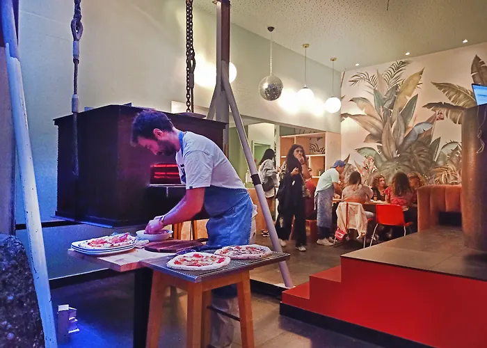 Hotel cerca del colegio: Avenue Hostel & Suites