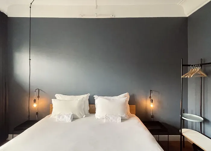 Hotel cerca del colegio: Avenue Hostel & Suites