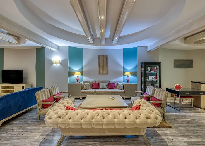 Hotel Virgen de los Reyes