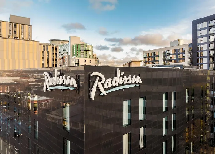 Hotel familiar: Radisson Hotel Manchester City Centre, A Verified Net Zero Hotel