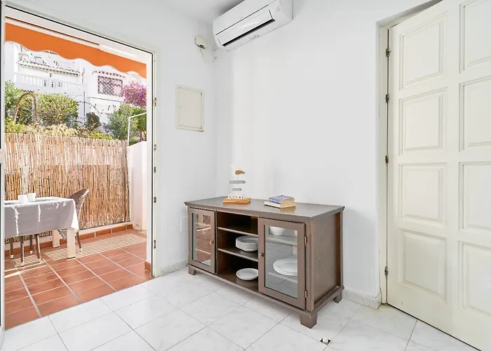 Apto B-A Almoraide Suites