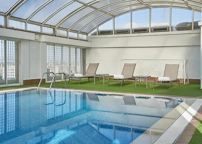 Hotel con piscina: NH Valencia Center