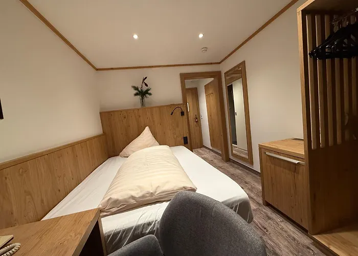 Hotel Ping Pong: Sporthotel St. Anton