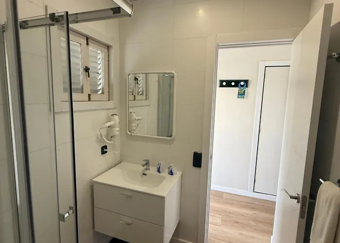 Hotel cerca del colegio: Apartamentos Olympia