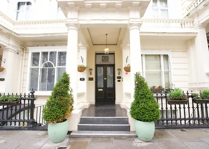 Hotel cerca del colegio: Msk Premium