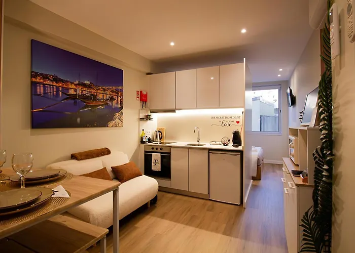 Feel Porto In Bolhao "Historic Center - Metro At The Door - Fast Wi-Fi - Equipped Kitchen"