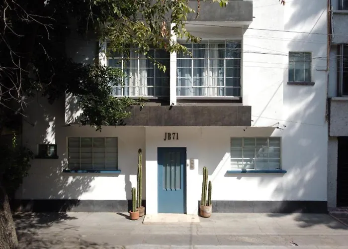 AmazINN Places La Condesa Roma