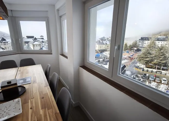 Apartamentos Sierra Nevada BlueTTravel - Zona baja