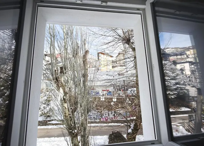 Apartamentos Sierra Nevada BlueTTravel - Zona baja