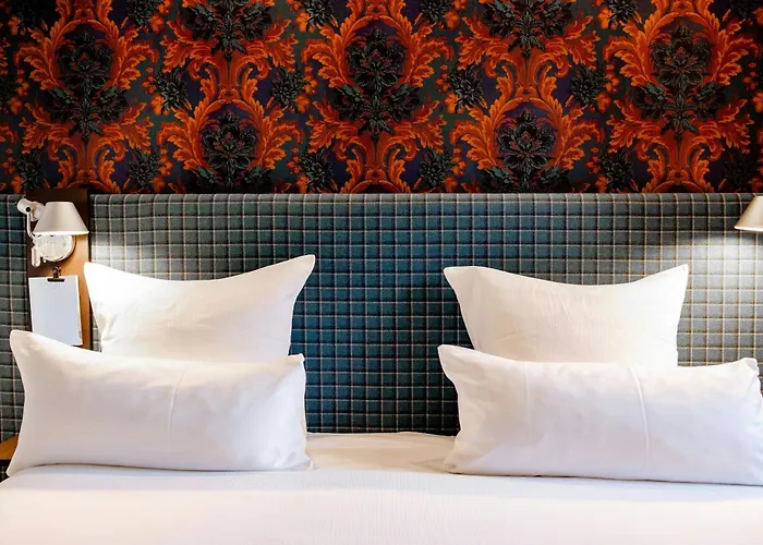 Motel One Edinburgh-Princes