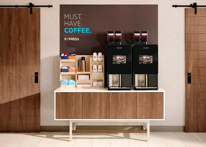 Hotel cerca del colegio: Holiday Inn Express San Diego - Sea World Area By Ihg