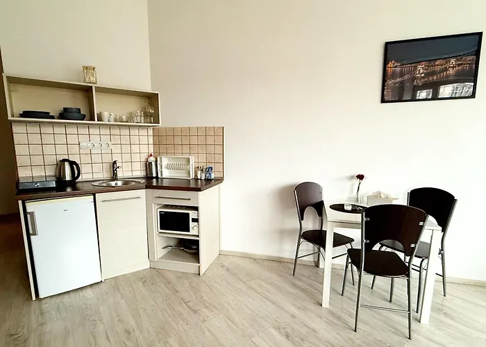 Zoom-Budapest Apartments