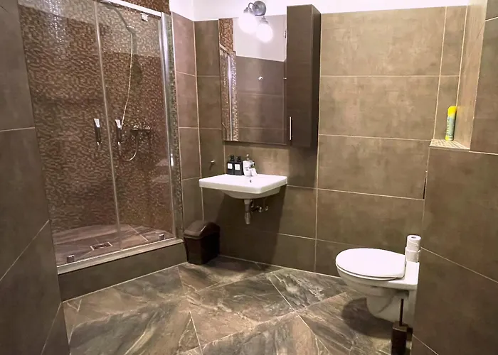 Zoom-Budapest Apartments