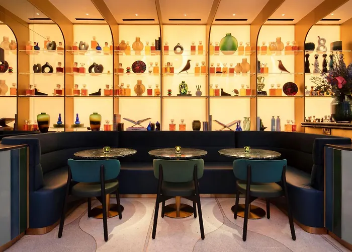 Hotel boutique: The Botree London, Curio Collection By Hilton