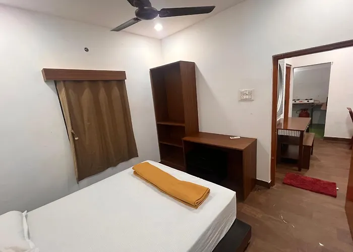 MyCasa Spacious Condo Suites, Kitchen, Free Parking, Central Alwarpet