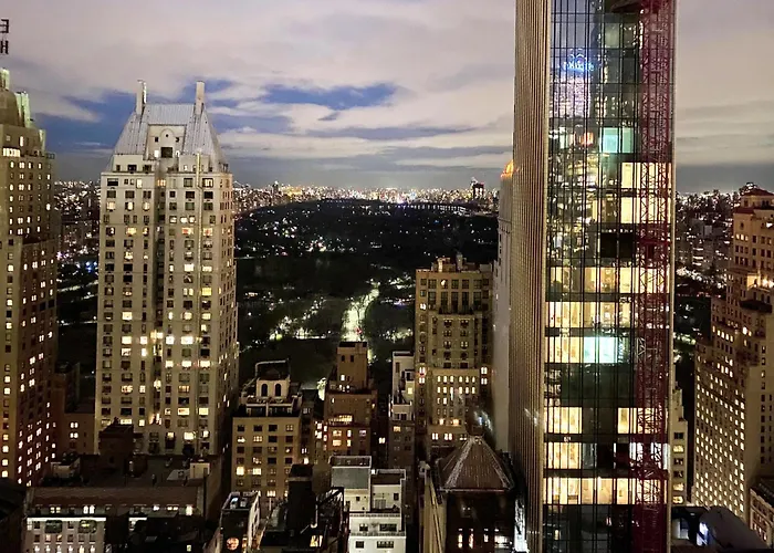 Thompson Central Park New York, By Hyatt