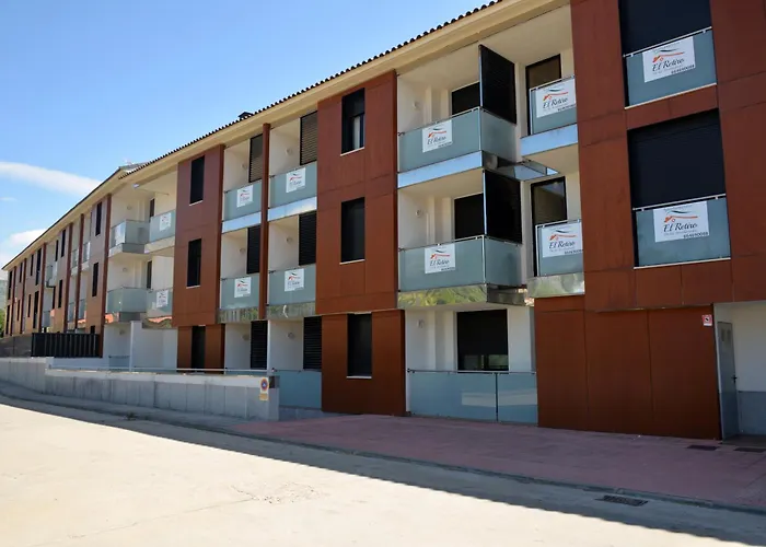 Hotel cerca del colegio: Apartamentos El Retiro de Avellaneda by RetiroRural