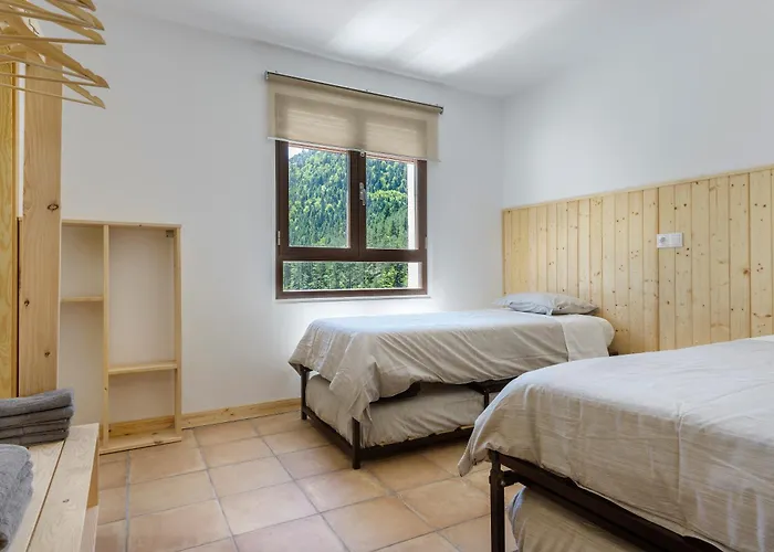 Camping Selva De Oza