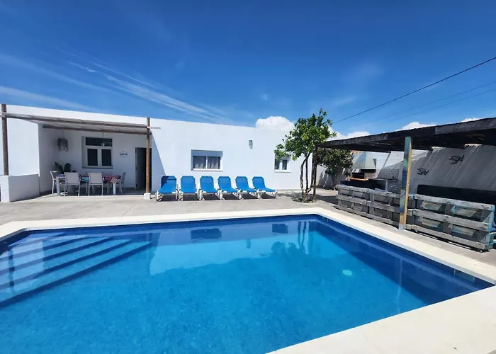 Parisito Sancti Petri - Villa Amplia Con Piscina Privada