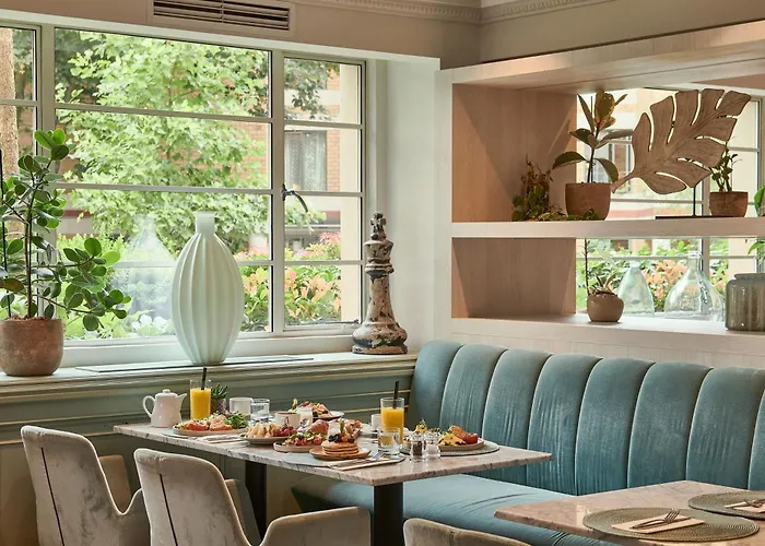 Melia White House Hotel