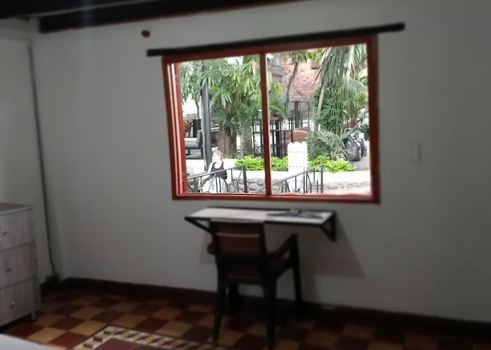 Hostal Patio del Río