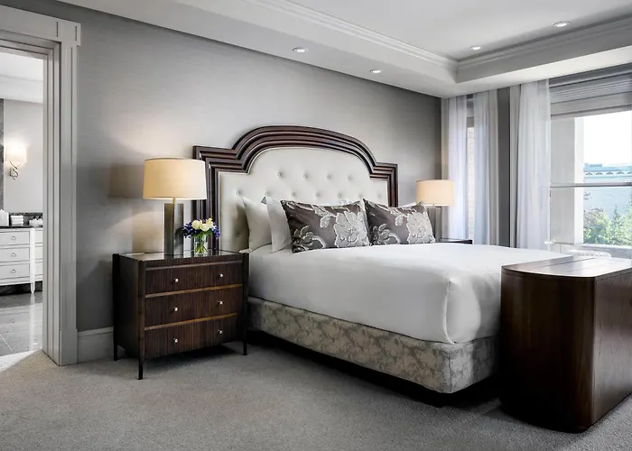 Fairmont Empress Hotel