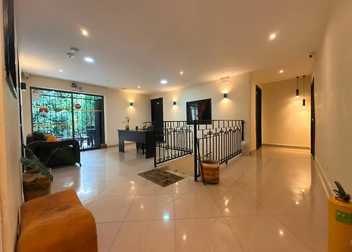 Laureles Home