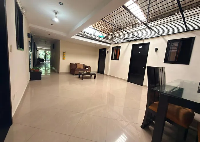 Laureles Home
