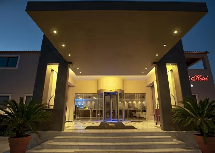Arty Grand Hotel