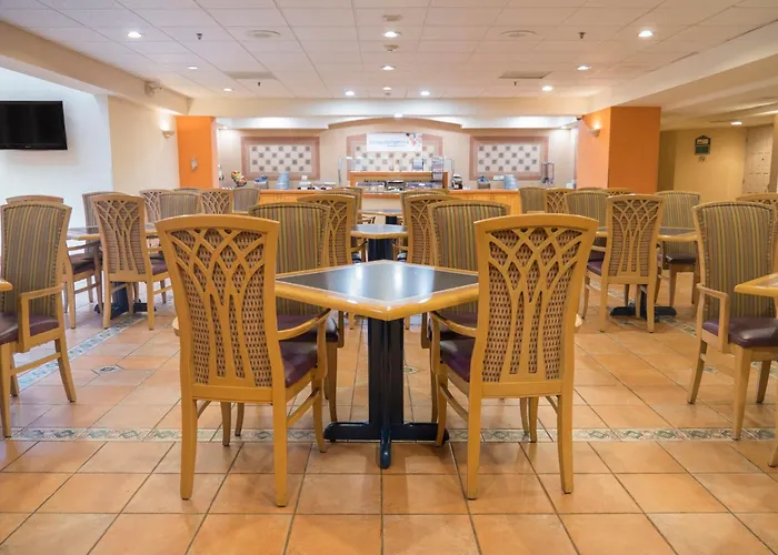 Holiday Inn Express - Monterrey - Tecnologico By Ihg