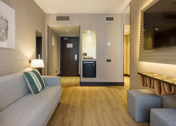 Ilunion Suites Madrid