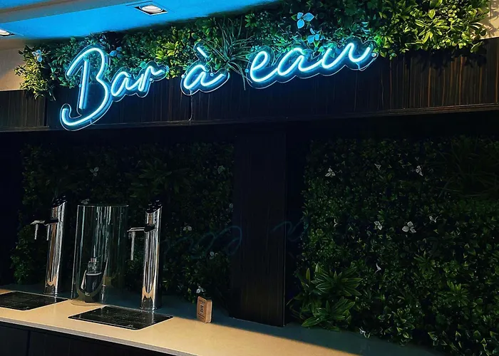  Novotel Bordeaux Lac