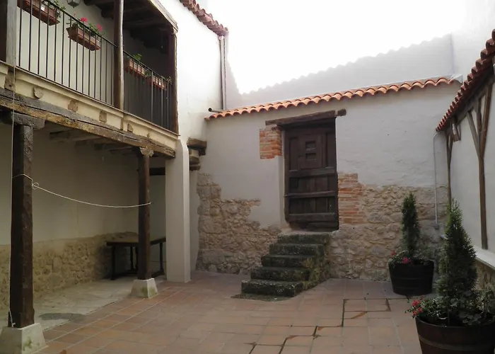 Apartamentos Turísticos Peñafiel