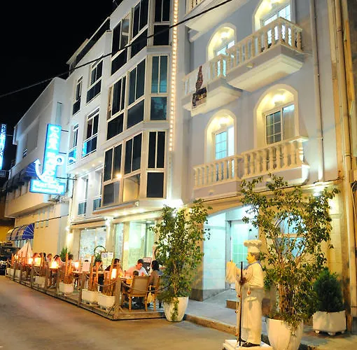 Hotel de playa: Hostal Can Marinés