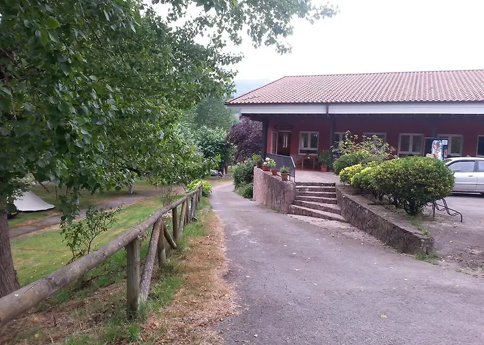 Hotel cerca del colegio: Camping Covadonga