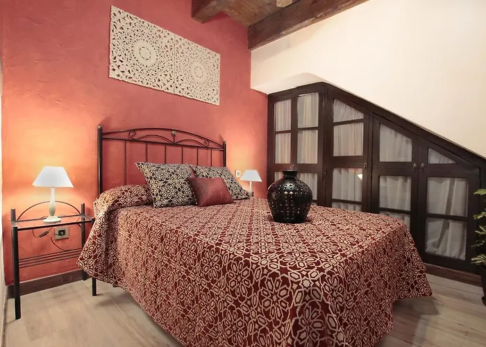Hotel cerca del colegio: Apartamentos Alcantara