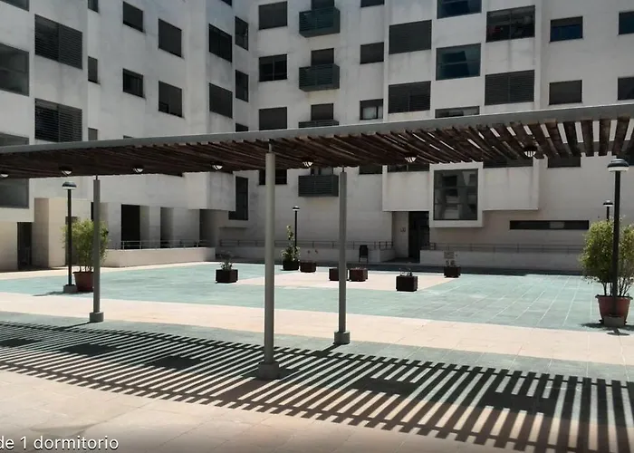 Hotel cerca del colegio: estudio santa maria