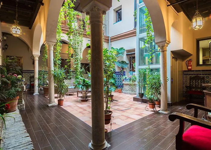 Patio De Las Cruces