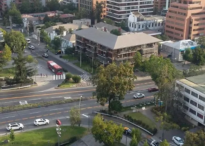 Hotel céntrico: Austral Rentahome Américo Vespucio Norte