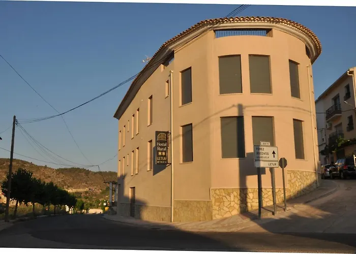 Hotel cerca del colegio: Hostal Rural Letur