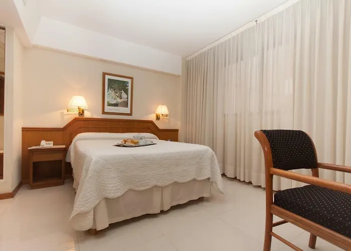Hotel Cuatro Reyes