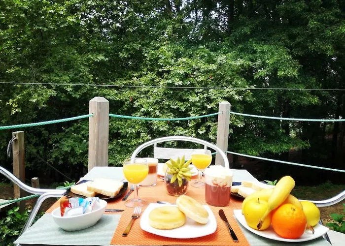 Hotel cerca del colegio: Alojamiento Turístico de Marín