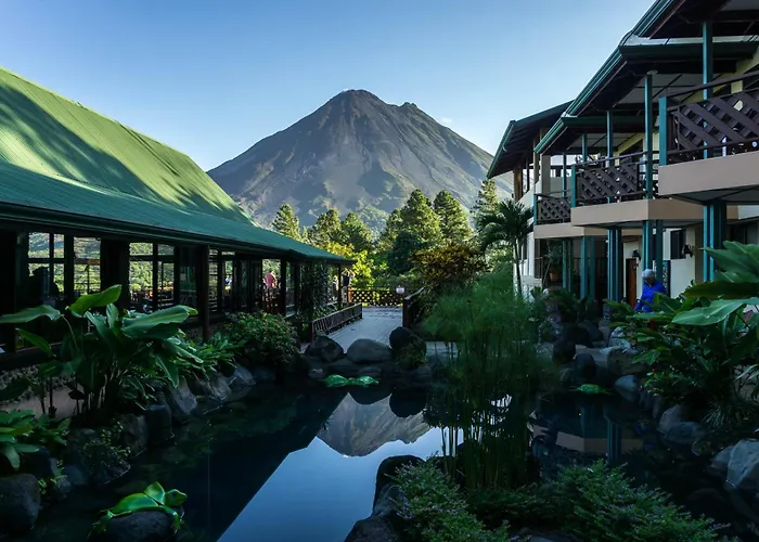 Hotel cerca del colegio: Arenal Observatory Lodge & Trails