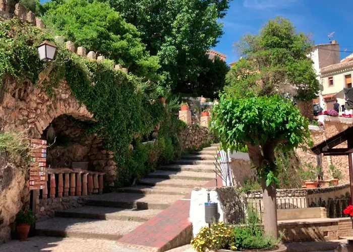 Hotel cerca del colegio: Apartamento Letur