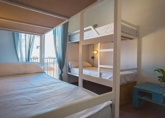 Hotel cerca del colegio: Loft Apart&Hostal