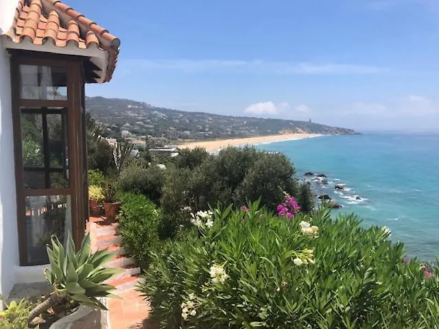  El Encanto
