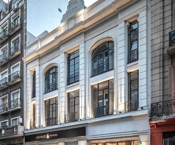 Hotel cerca del aeropuerto: Huinid Obelisco Hotel