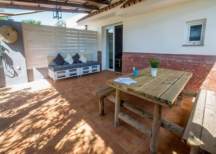 La Casa De Los Algarbes
